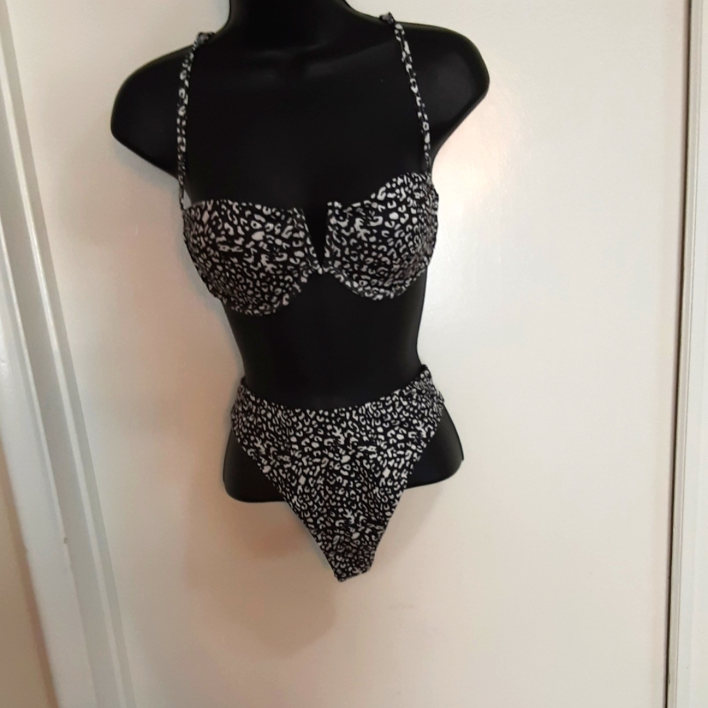 Shein 3-Piece Black & White Pattern Swim Suit